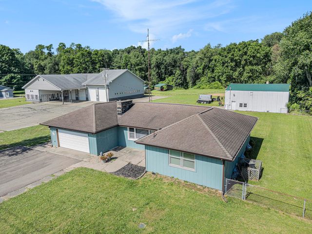 53266 US-131, Park Twp, MI 49093