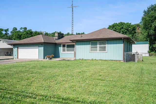 53266 US-131, Park Twp, MI 49093