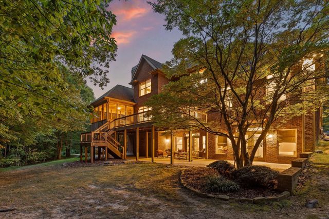 2506 Bristlecone Lane, Signal Mountain, TN 37377