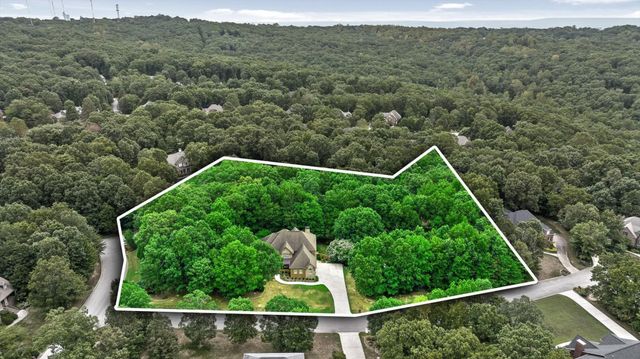 2506 Bristlecone Lane, Signal Mountain, TN 37377
