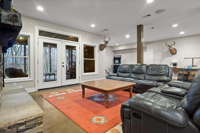 2506 Bristlecone Lane, Signal Mountain, TN 37377