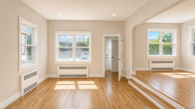 284 Beach 19th Street 1, Far Rockaway, NY 11691