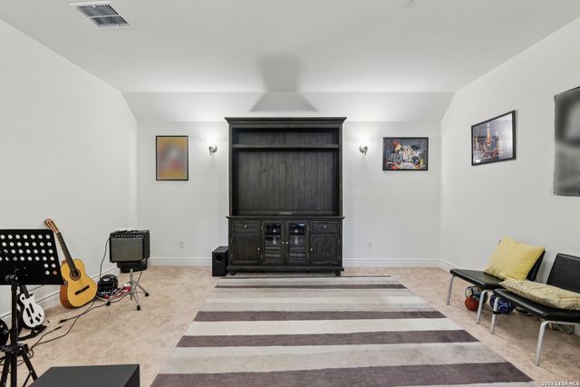 12243 Black Hat, San Antonio, TX 78254