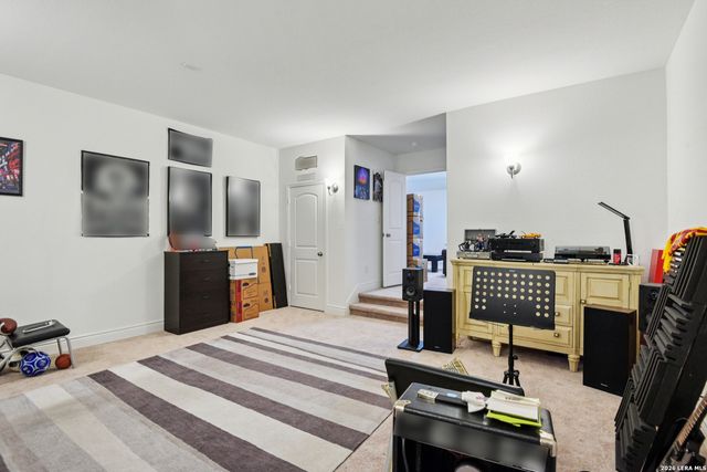 12243 Black Hat, San Antonio, TX 78254