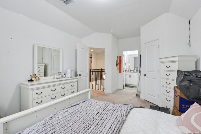 12243 Black Hat, San Antonio, TX 78254