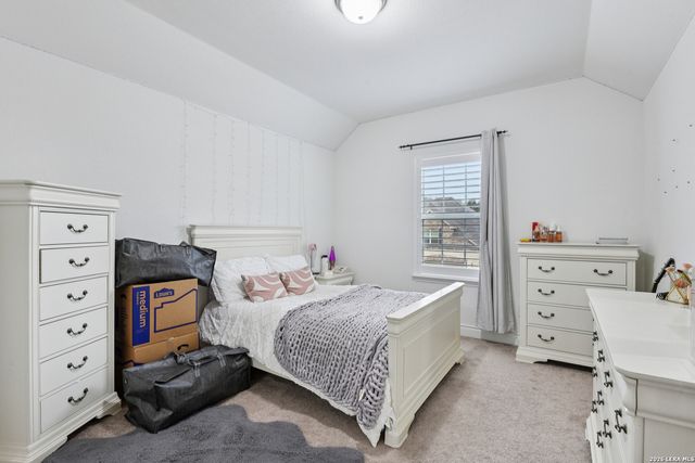 12243 Black Hat, San Antonio, TX 78254