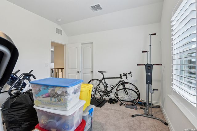 12243 Black Hat, San Antonio, TX 78254