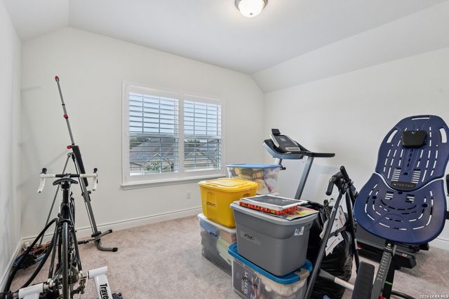 12243 Black Hat, San Antonio, TX 78254