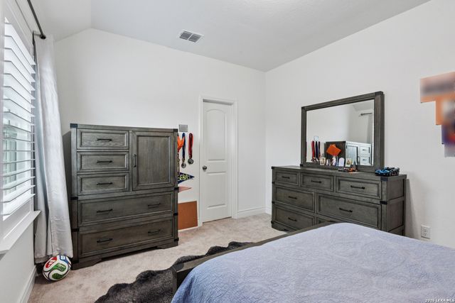 12243 Black Hat, San Antonio, TX 78254