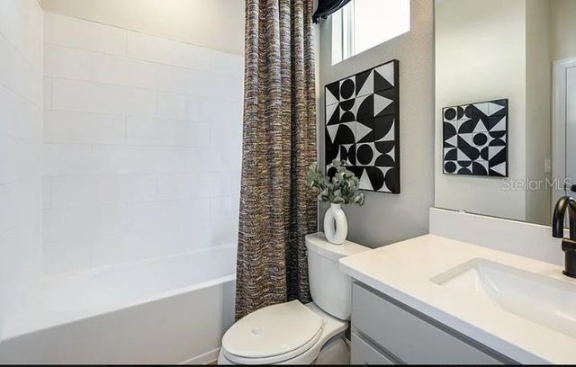 7713 BLUE MOON RUN, Sarasota, FL 34241