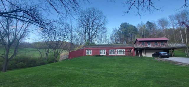 N8083 Amundson Coulee ROAD, Holmen, WI 54636