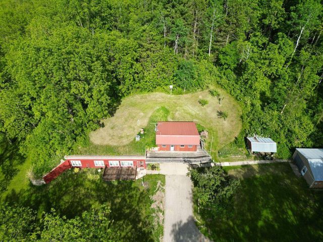 N8083 Amundson Coulee ROAD, Holmen, WI 54636