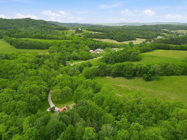 N8083 Amundson Coulee ROAD, Holmen, WI 54636