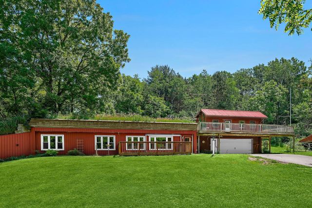 N8083 Amundson Coulee ROAD, Holmen, WI 54636