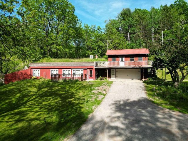 N8083 Amundson Coulee ROAD, Holmen, WI 54636