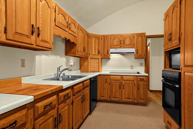 N8083 Amundson Coulee ROAD, Holmen, WI 54636