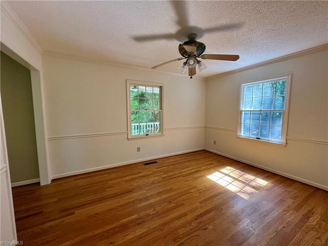 3501 River Ridge Road, Pfafftown, NC 27040