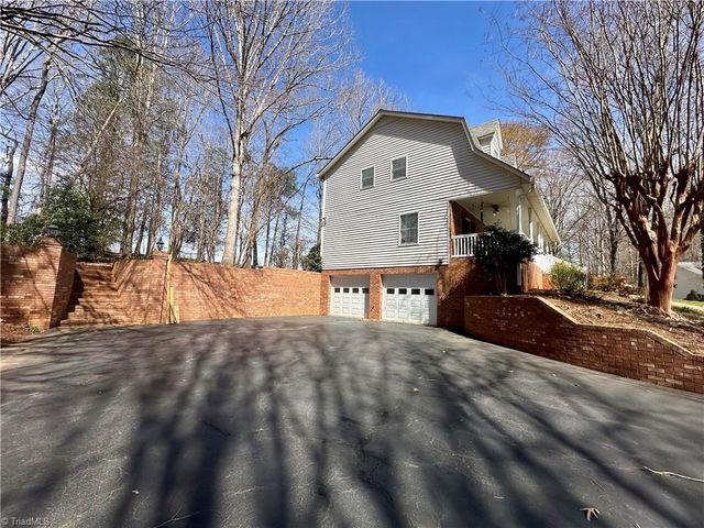 3501 River Ridge Road, Pfafftown, NC 27040