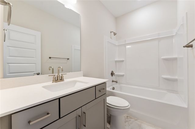 232 Creekside Circle, Williamston, SC 29697