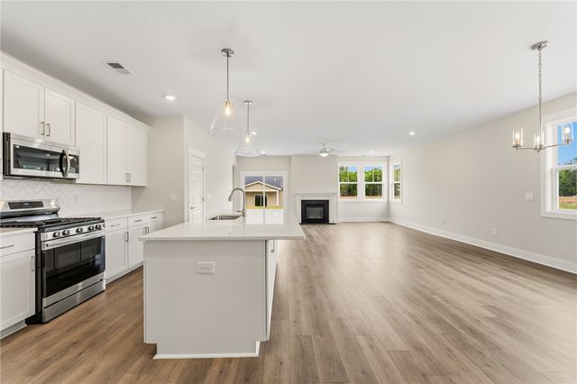 232 Creekside Circle, Williamston, SC 29697