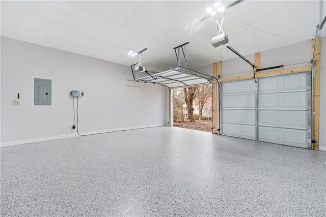 3334 Trails End NE Road, Roswell, GA 30075