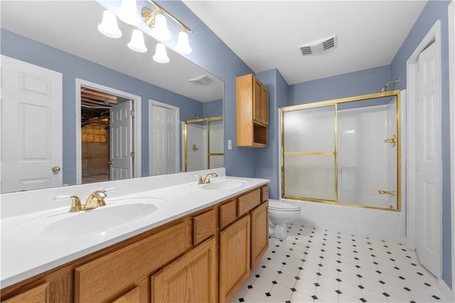 3334 Trails End NE Road, Roswell, GA 30075