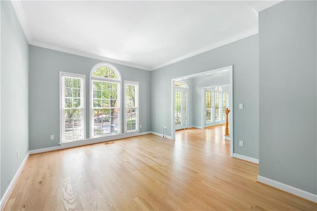 3334 Trails End NE Road, Roswell, GA 30075