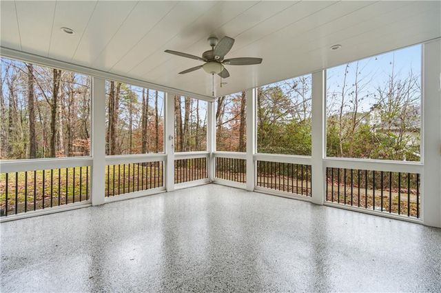 3334 Trails End NE Road, Roswell, GA 30075