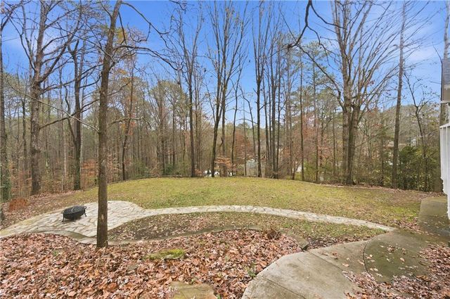 3334 Trails End NE Road, Roswell, GA 30075