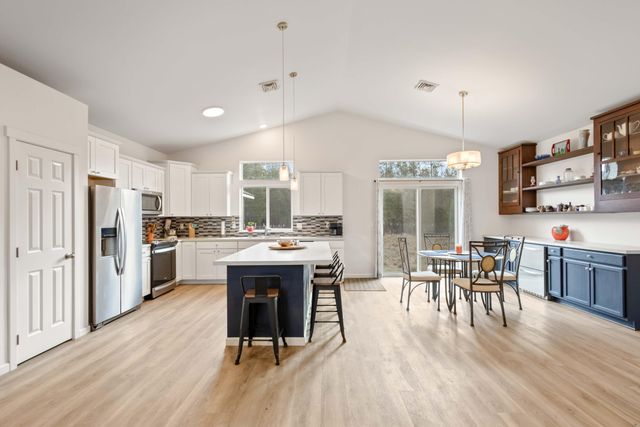 53080 53080 Day Rd OR Road, La Pine, OR 97739