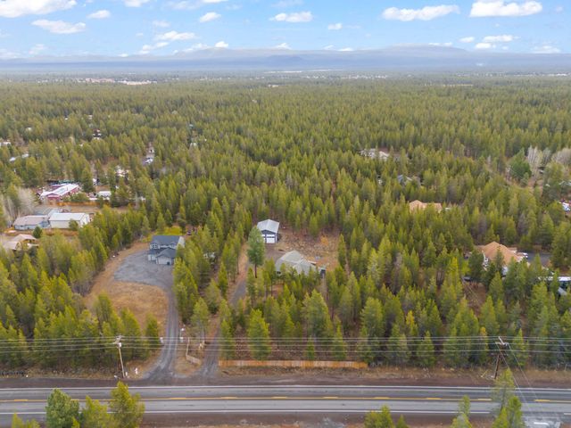 53080 53080 Day Rd OR Road, La Pine, OR 97739