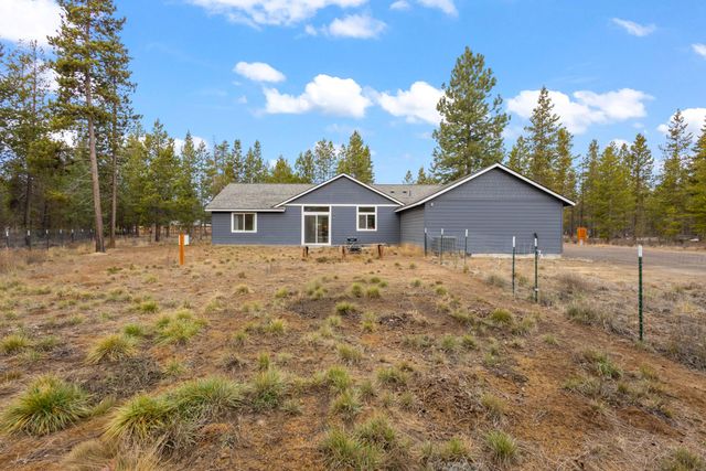 53080 53080 Day Rd OR Road, La Pine, OR 97739