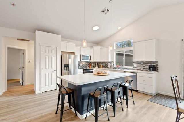 53080 53080 Day Rd OR Road, La Pine, OR 97739