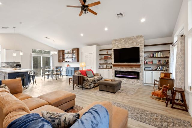 53080 53080 Day Rd OR Road, La Pine, OR 97739