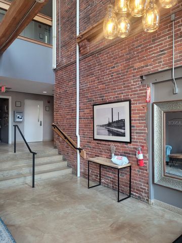 35 Riverwalk Way 219, Lowell, MA 01854