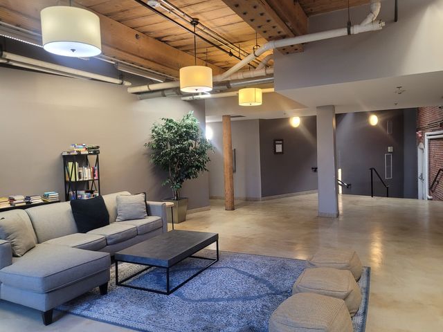 35 Riverwalk Way 219, Lowell, MA 01854
