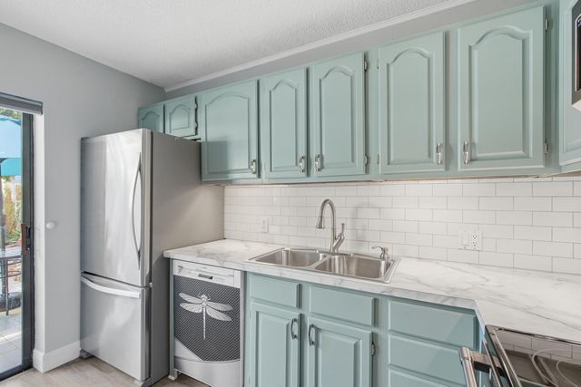 6061 SE Riverboat Drive 825, Stuart, FL 34997