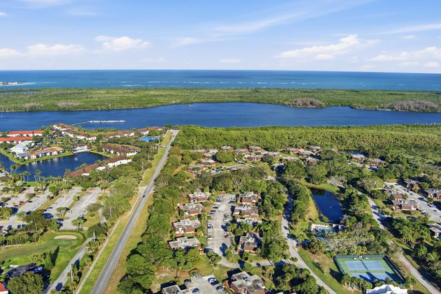 6061 SE Riverboat Drive 825, Stuart, FL 34997