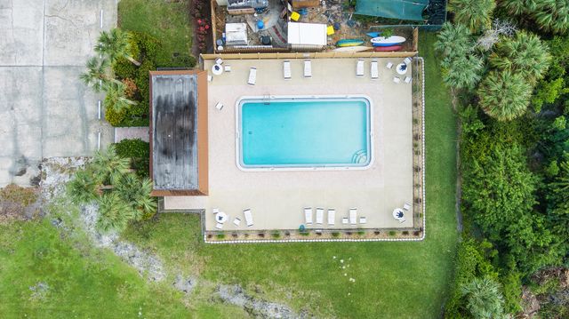 6061 SE Riverboat Drive 825, Stuart, FL 34997