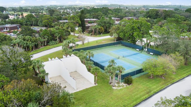 6061 SE Riverboat Drive 825, Stuart, FL 34997