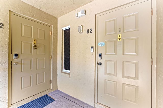 723 Sunny Pine Way H2, Greenacres, FL 33415