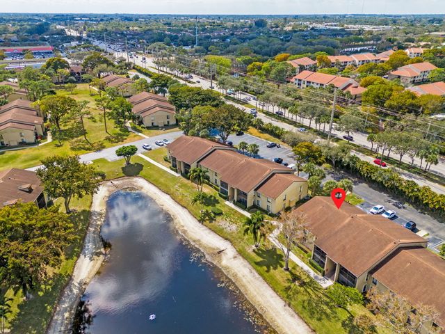 723 Sunny Pine Way H2, Greenacres, FL 33415