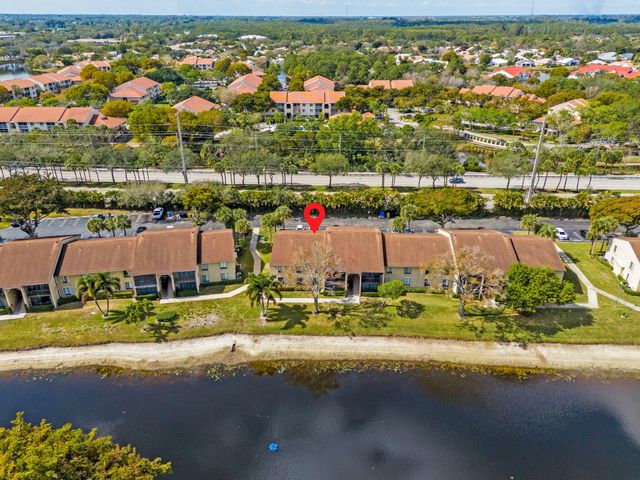 723 Sunny Pine Way H2, Greenacres, FL 33415