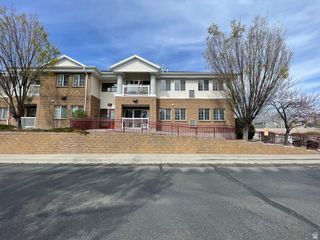 11085 S GRAPE ARBOR PL #102, Sandy, UT 84070
