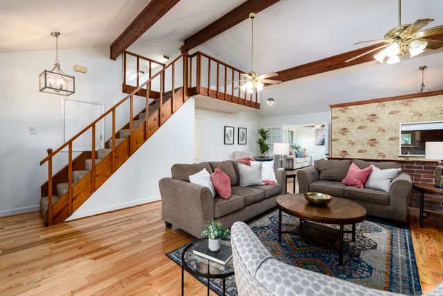 8409 Carrie Drive, Benton, AR 72019