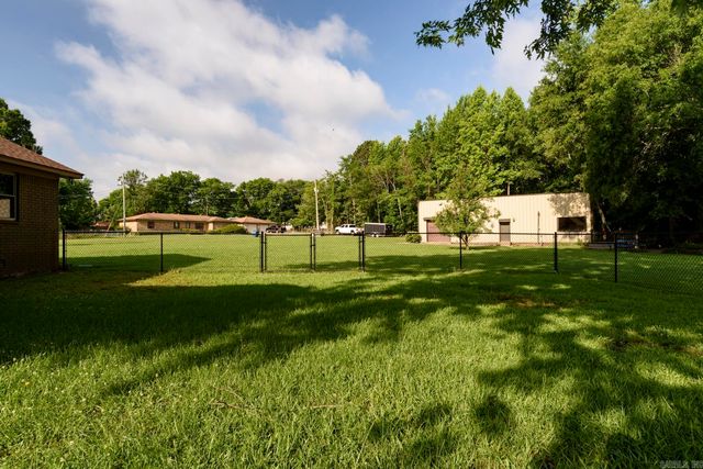 8409 Carrie Drive, Benton, AR 72019