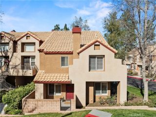 22713 Copper Hill 42, Saugus, CA 91350