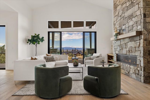 16028 SW Brasada Ranch Road, Powell Butte, OR 97753