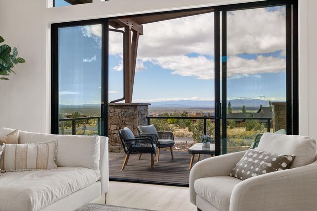 16028 SW Brasada Ranch Road, Powell Butte, OR 97753