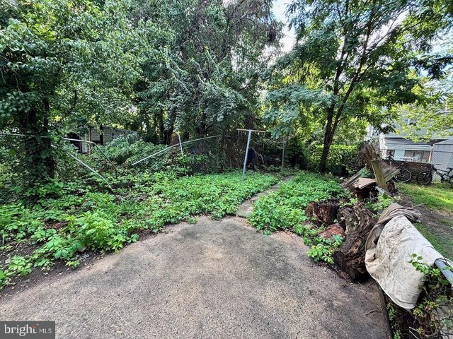 24 KLAG, Trenton, NJ 08611